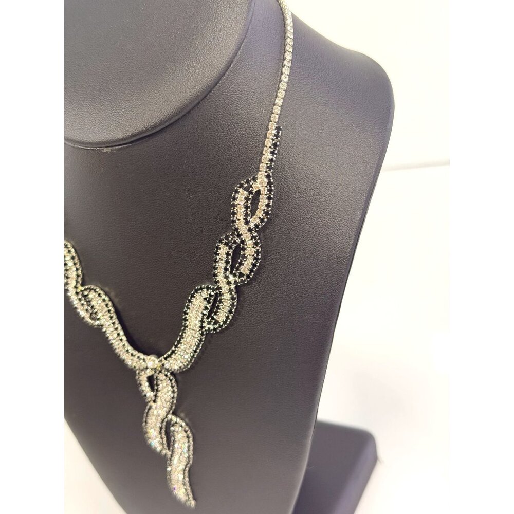 Vintage Bright Shiny Black Clear Rhinestone Twist Statement Choker Bib Necklace - Picture 3 of 7